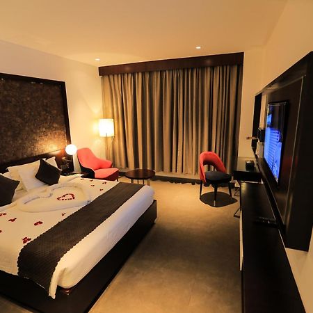 Saugandhika West Gate Otel Wayanad Dış mekan fotoğraf