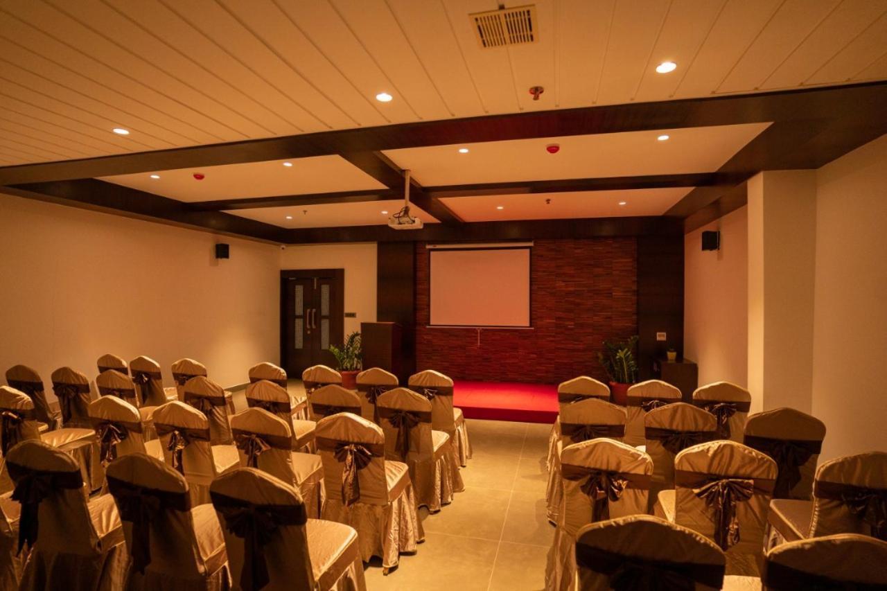 Saugandhika West Gate Otel Wayanad Dış mekan fotoğraf
