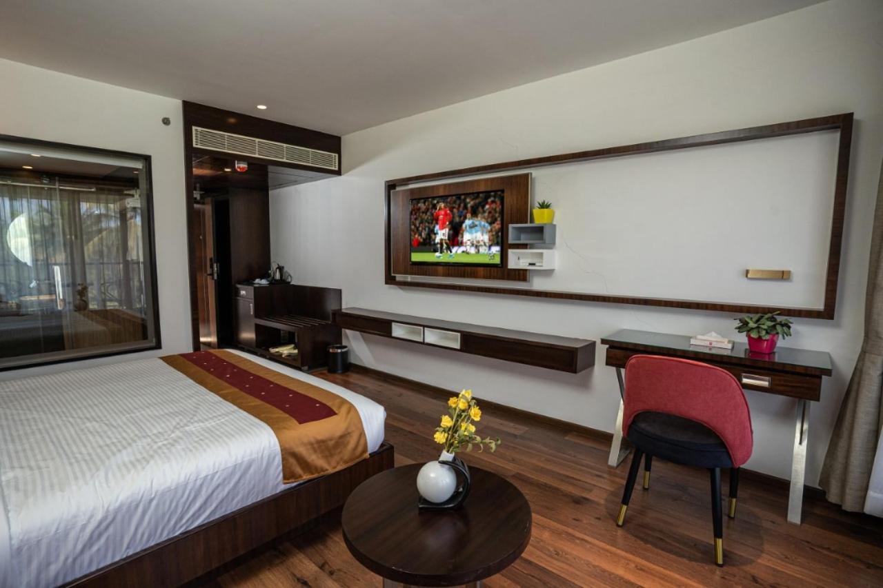 Saugandhika West Gate Otel Wayanad Dış mekan fotoğraf