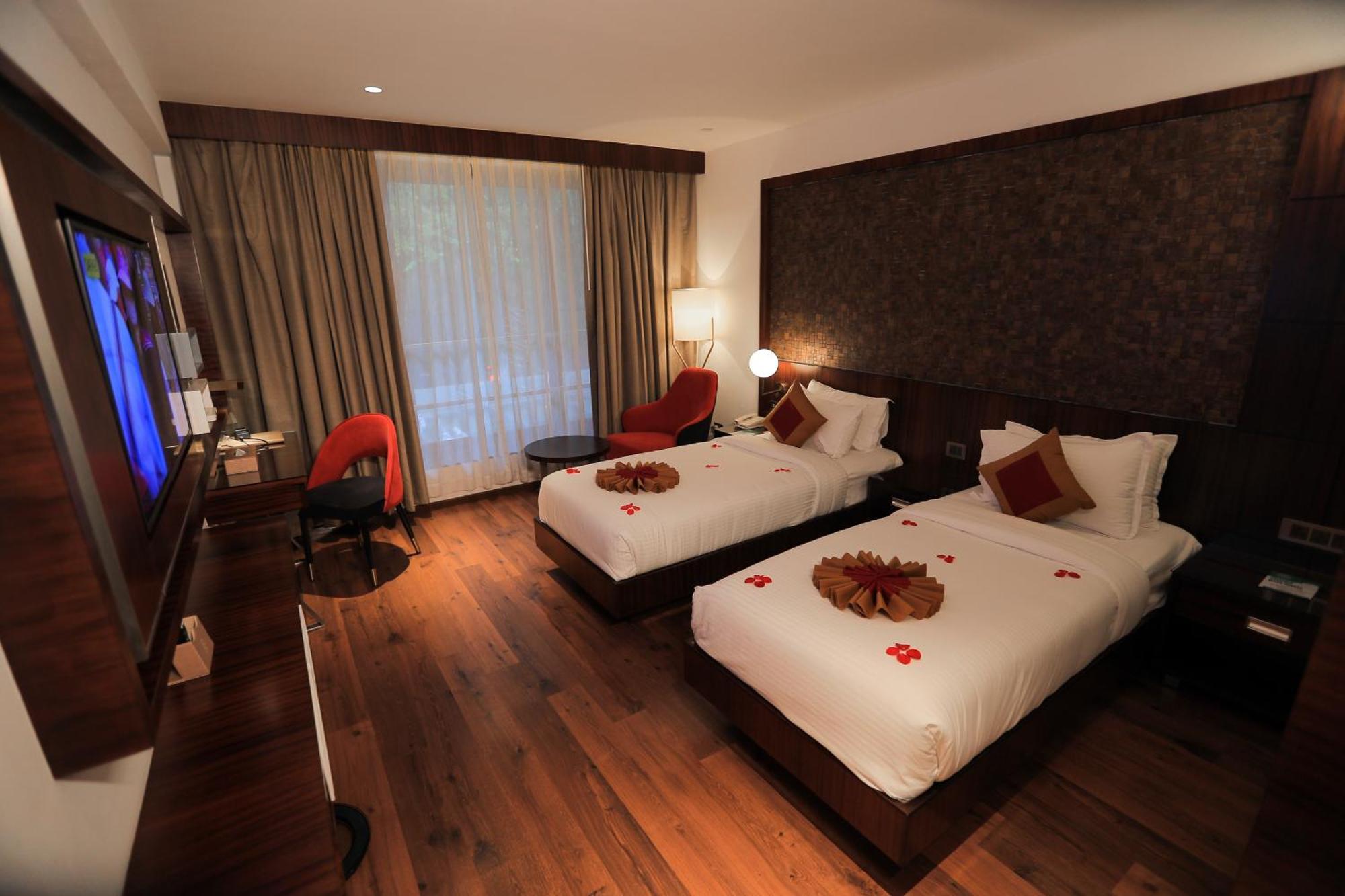 Saugandhika West Gate Otel Wayanad Dış mekan fotoğraf