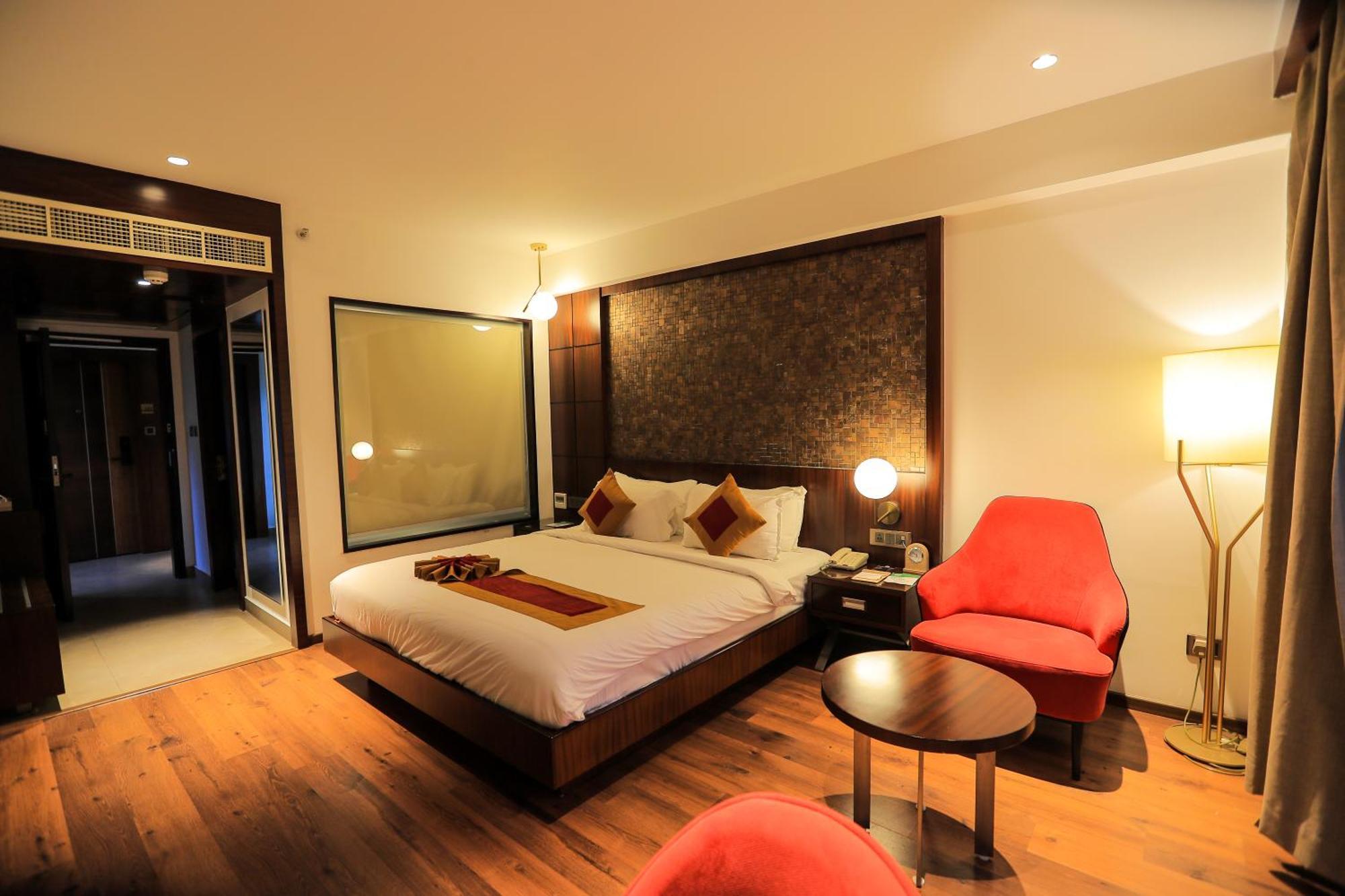 Saugandhika West Gate Otel Wayanad Dış mekan fotoğraf