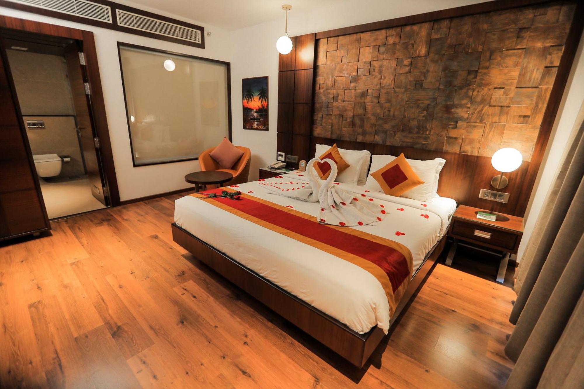 Saugandhika West Gate Otel Wayanad Dış mekan fotoğraf